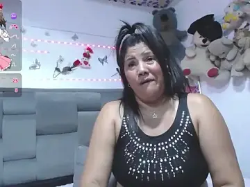 Stripchat Free Porn Cam of Sharloth_milf