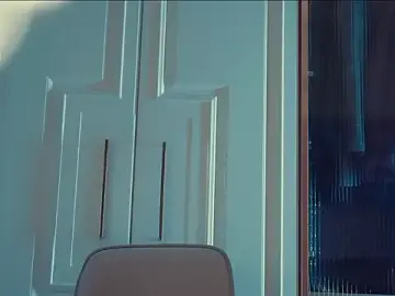 Stripchat Best Webcam of MilaDYstarlight