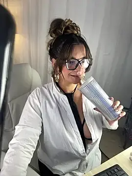 Stripchat Live Sex Cam of best_secret