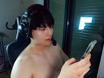 Stripchat Live Sex Cam of Tkcqcc