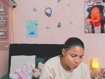 Stripchat Free Live Porn of sara_mendez2