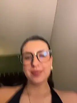 Stripchat Best Webcam of EmaSaenz