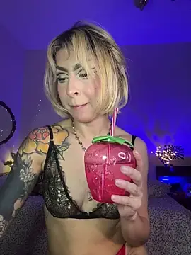 Stripchat Adult Webcams of Cinamoonn