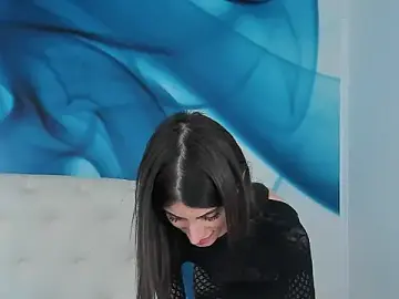 Stripchat Sex Cam of SkinnyDolly