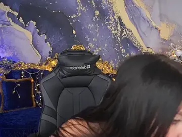 Stripchat Nude Webcam of EliseVelour