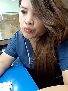 Stripchat Live Sex Cam of QUEEN_Sexlover_AsianPH
