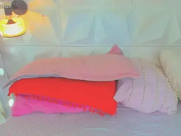 Stripchat Sex Cam of cute_latinaxxx