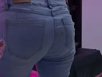 Stripchat Adult Webcam of kendal_rossi