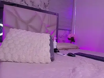 Stripchat Live Sex of kendal_rossi