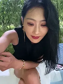 Stripchat Free Live Porn of so-linger
