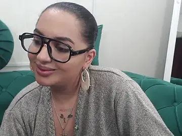 Stripchat Watch Live Sex Cams of BustyAllyy