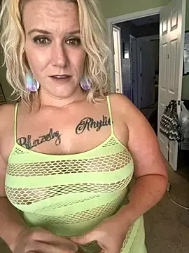 Stripchat Nude Webcam of RhondaRump