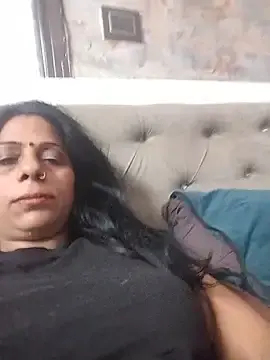 Stripchat Live Sex Cam of Soniya_Roy