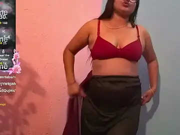 Stripchat Nude Webcam of Pari-new