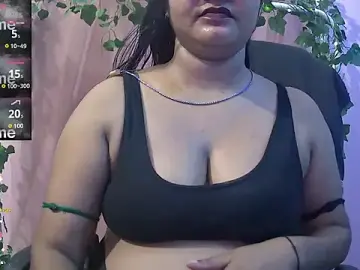 Stripchat Free Porn Cam of Pari-new