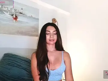 Stripchat Free Porn Cam of SweetReya_Love