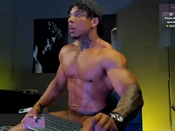 Stripchat Nude Webcam of bradley_smith