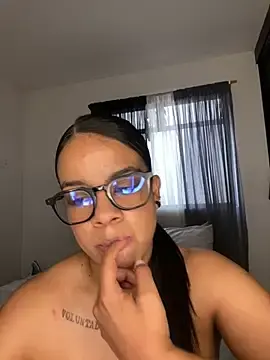 Stripchat Live Sex of trianawhite