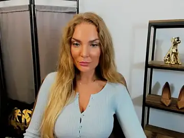 Leather milf cams