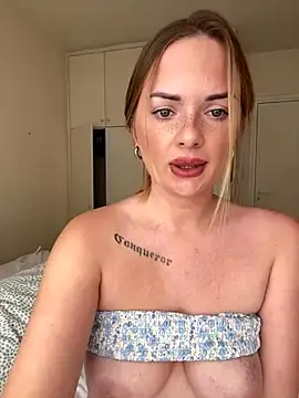 Stripchat Best live sex cam show of ElenaRebelle