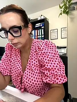 Stripchat Sex Cam of Hii_Lolla