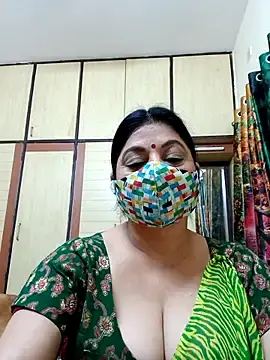 Stripchat Adult Webcam of Ratna-777