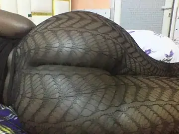 Stripchat Live Sex Cam of Lovely-edday2