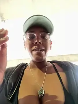 Stripchat Live Porn of aliasyourfav