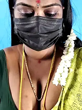 Stripchat Free Live Porn of mayaa2u