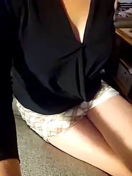 Stripchat Live Sex Cam of Sim_june