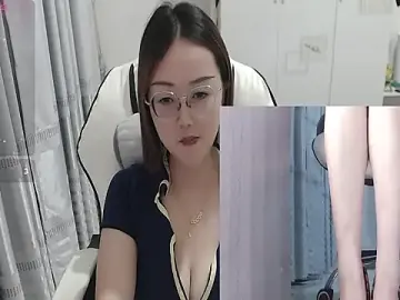 Stripchat Free Live Porn of -orange_