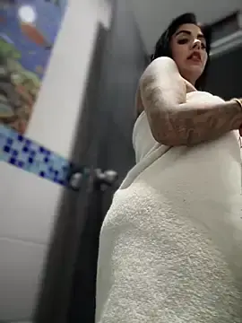 Stripchat Sex Cam of Tamyjenkins1