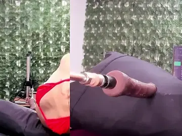 Stripchat Watch Live Sex Cams of Criistal_Thompson