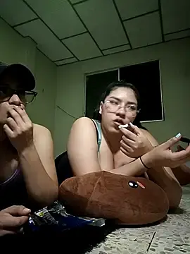 Stripchat Sex Cam of DanelyLopez