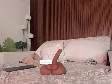 Stripchat Free Live Porn of molly_cams8