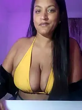 Stripchat Live Sex Cam of Busty_AriaX
