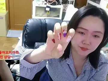 Stripchat Watch Live Sex Cams of rami0428