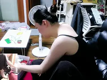 Stripchat Live Sex Cam of rami0428