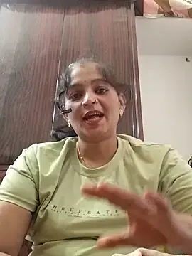 Stripchat Sex Cam of Chhaya_hot