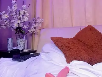 Stripchat Watch Live Sex Cams of LunaPleasure