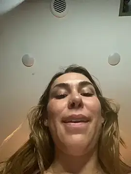Stripchat Live Sex of LeaGambit__