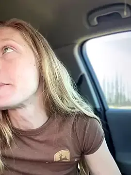 Stripchat Live Sex of GoldenFlameGoddess