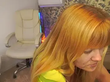 Stripchat Adult Webcam of BellaLaPetit