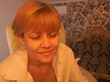 Stripchat Live Sex Cam of BellaLaPetit