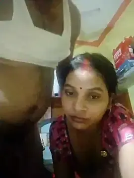 Stripchat Sex Cam of Delhicouple-143