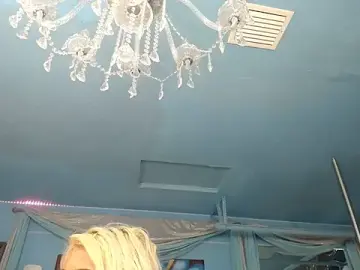 Stripchat Watch Live Sex Cams of ADRIANNA_FOX