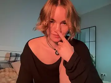 Stripchat Nude Webcam of HolaAmnesia