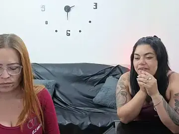 Stripchat Free Porn Cam of lesb_milf