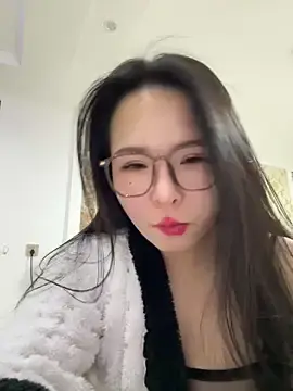 Stripchat Live Sex Cam of xixiya888