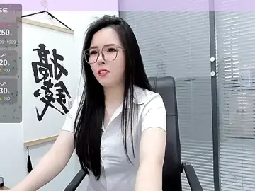 Stripchat Watch Live Sex Cams of xixiya888